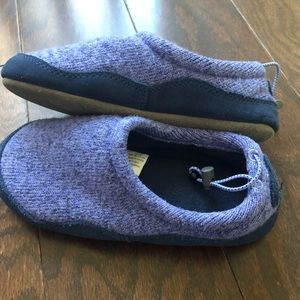 LL Bean girls slippers 12-13